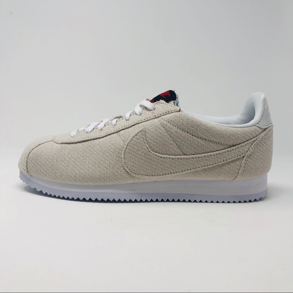 Nike Stranger Things Classic Cortez Upside Down - Picture 5 of 7